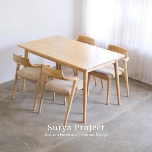 Elbow solid teak dining table set with 4 cushioned chairs wholesale supplier for European market