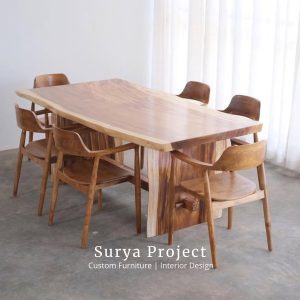 Hiroshima solid suar one slab dining table with solid teak chairs wholesale supplier for European market
